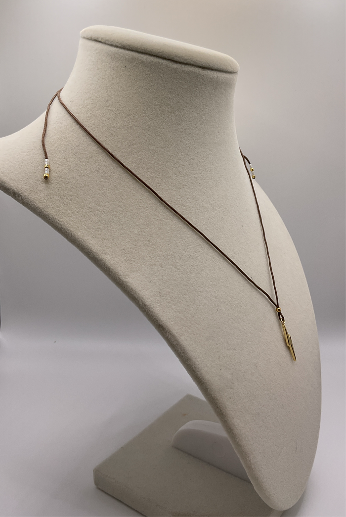 Chocker W/ Gold Lighting