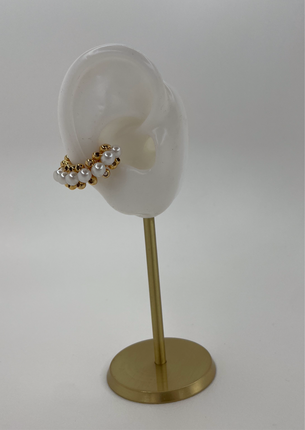 Medium Pearls W/Mini Gold Beads Ear Cuff