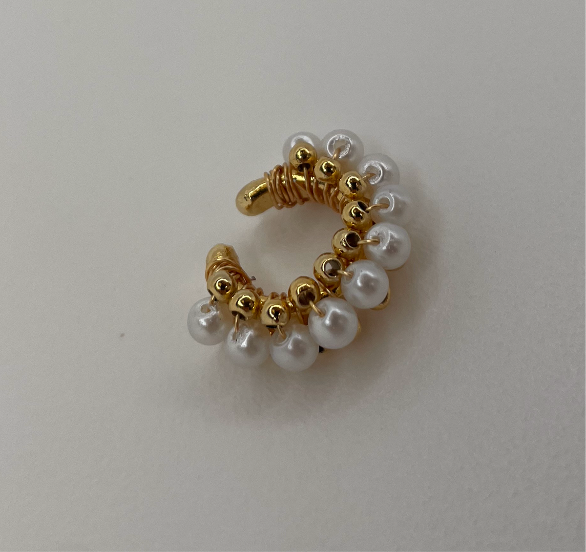 Medium Pearls W/Mini Gold Beads Ear Cuff