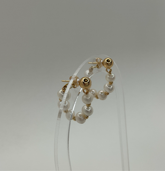 Medium Pearls Hoops W/ Mini Gold Beads