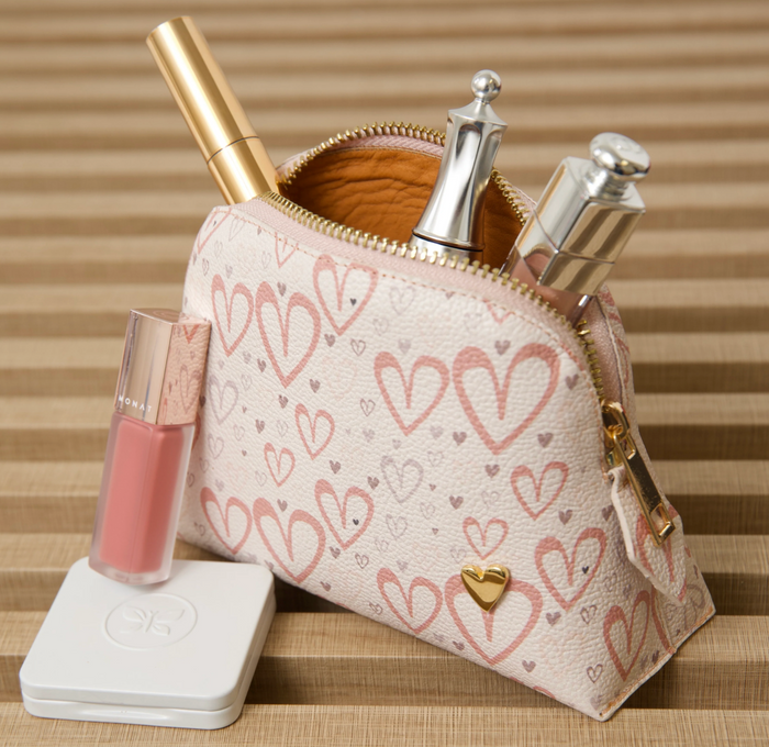 Cosmetic Bag Corazones