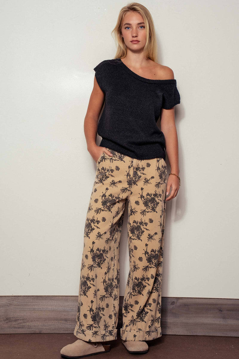 Asymmetric One-Shoulder Knit Spring Top