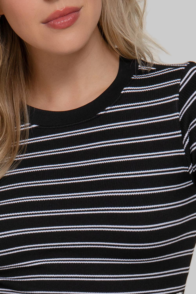 Short Sleeve Crew Neck Striped Seamless Top