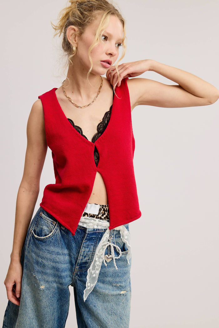 Open-Pack Sleeveless Knit Sweater Vest