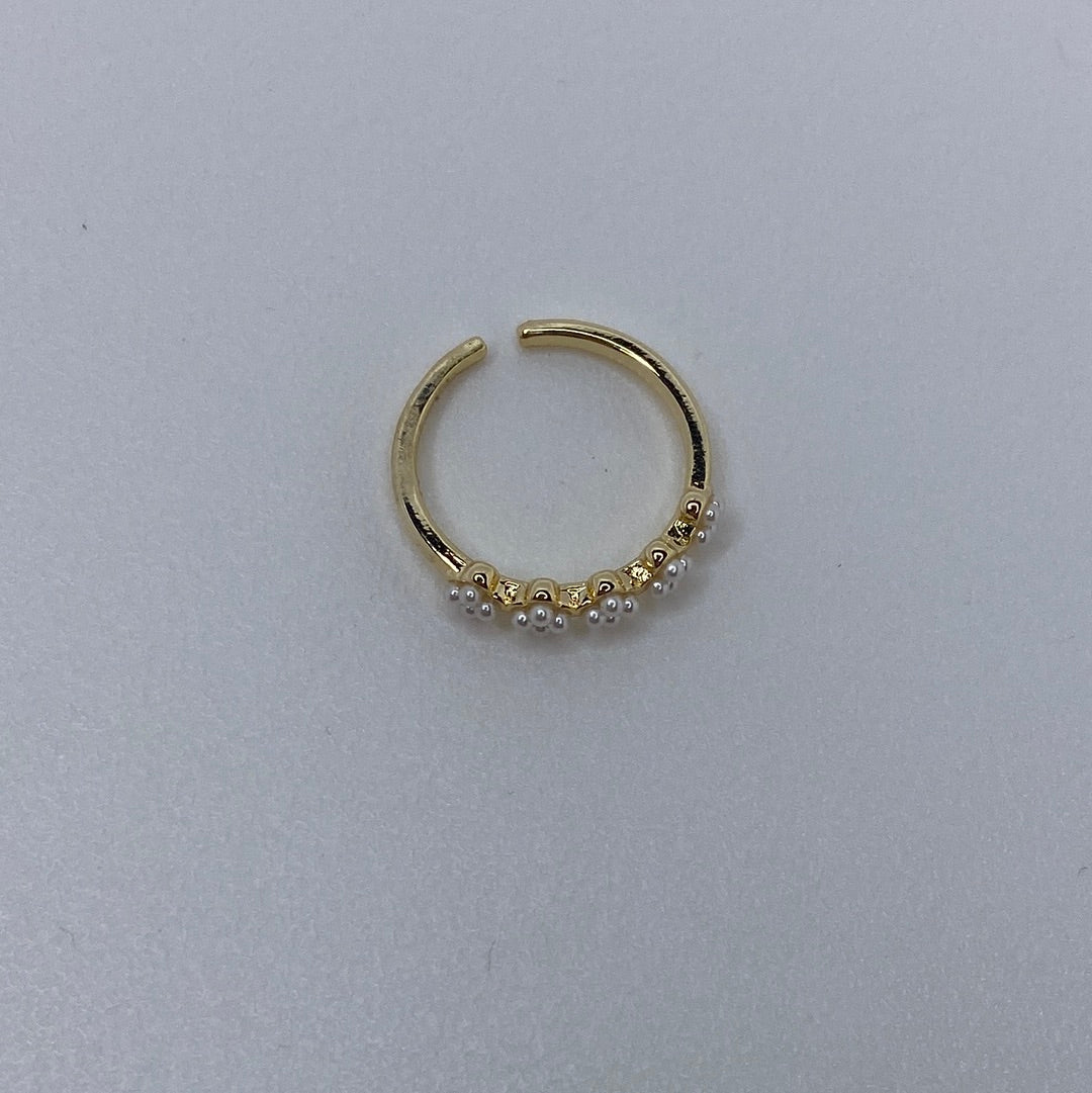Gold W/ Pearl Clover Ring