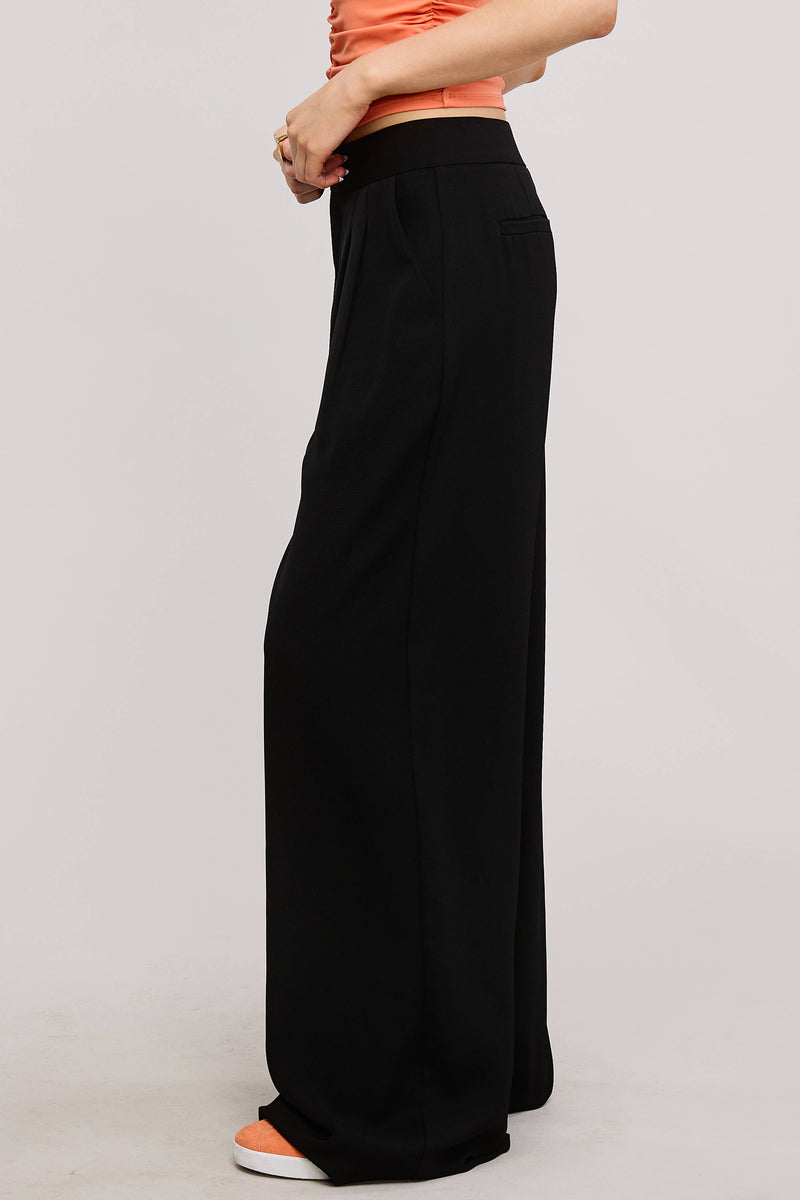 Low-Rise Fit Pleated Wide-Leg Trouser Pants