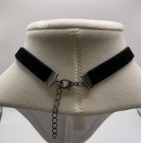 Black Velvet Chocker