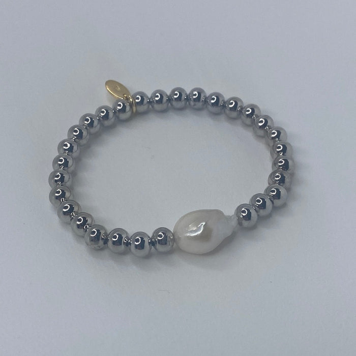 Silver Large Bead Bracelet W/ Rock-Pearl