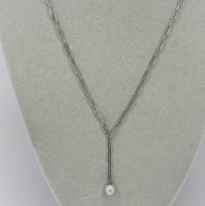 Silver Chain Pattern Necklace W/ Pearl