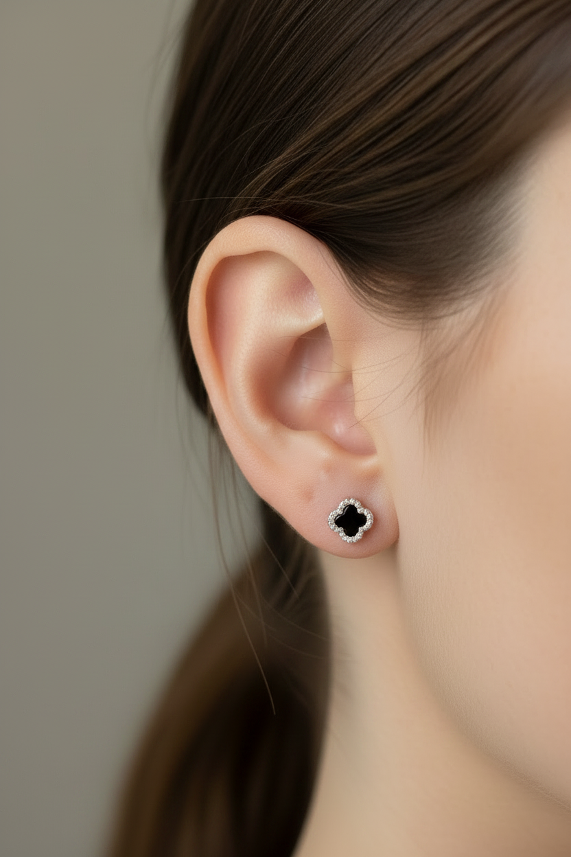 Refined Trebol W/Brilliants Earrings