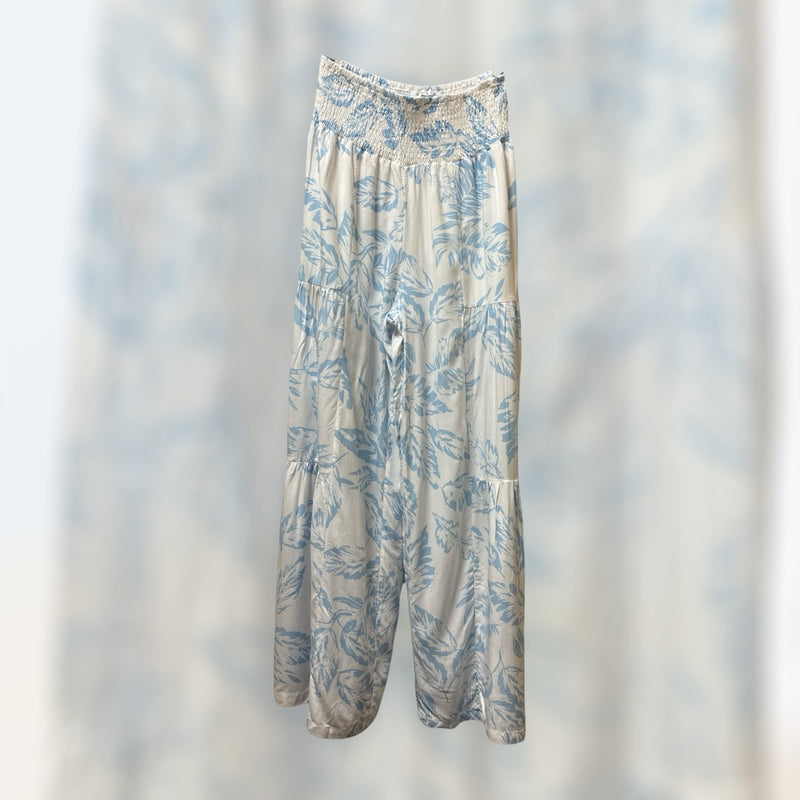 Print Halter Top & Smoked Pant