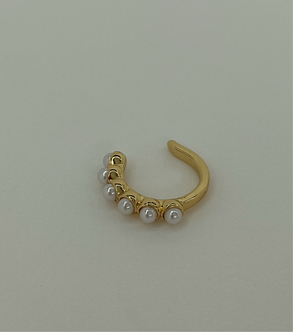 Gold W/ Pearl Ear cuff