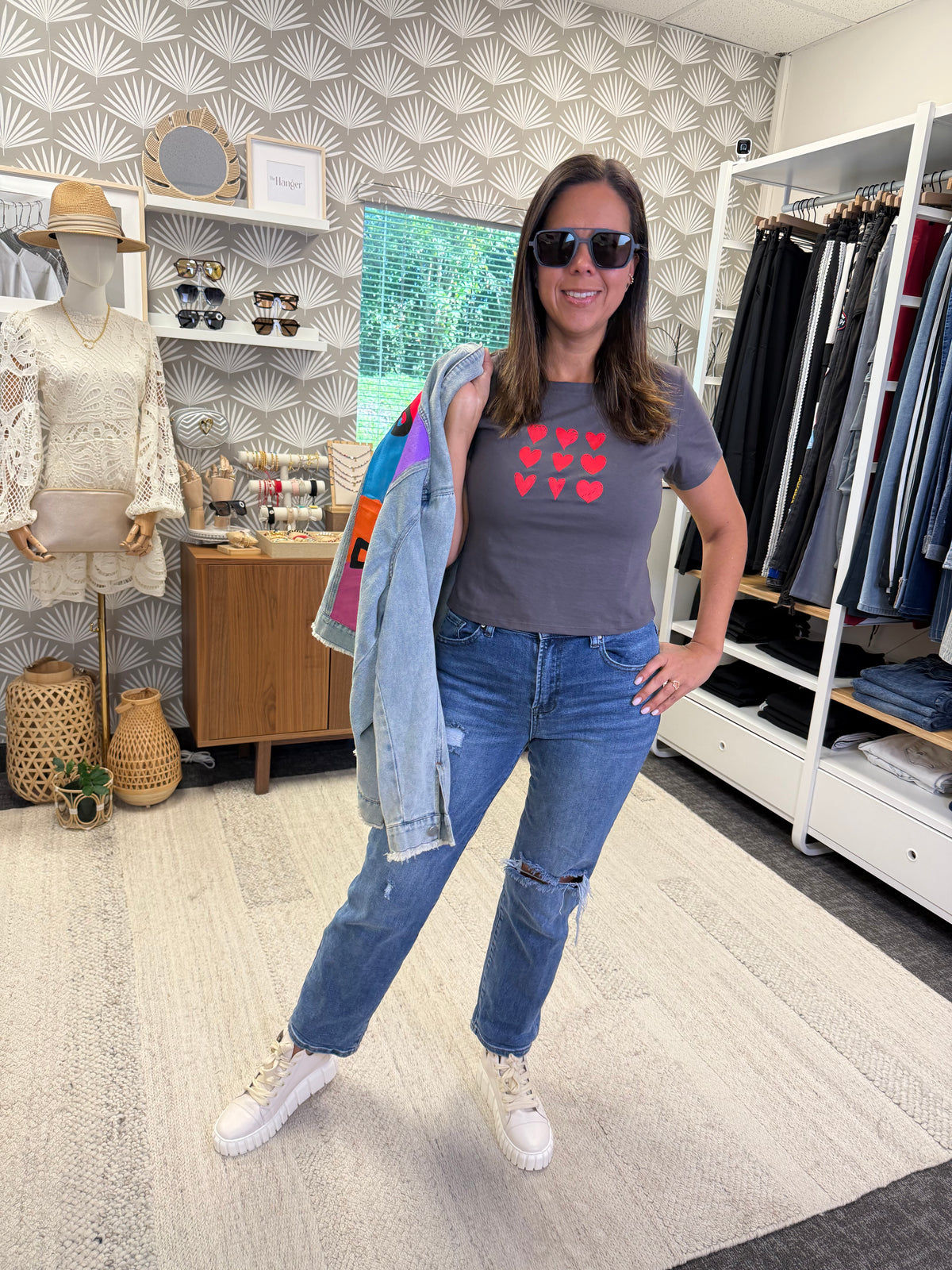 Short Sleeve Crew Neck Heart Printed Knit Tee