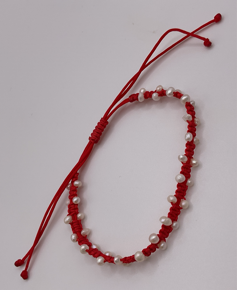 Red Adjust String Bracelets W / Pearls