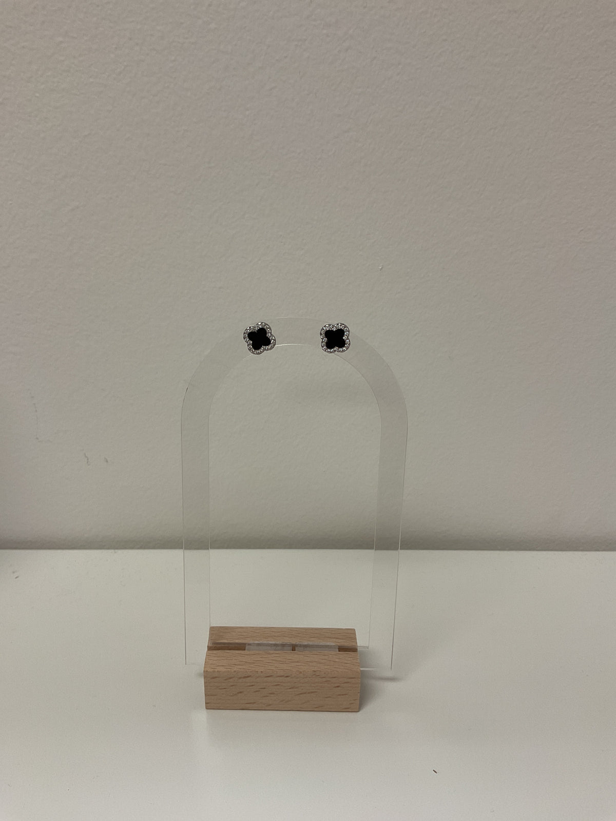 Refined Trebol W/Brilliants Earrings