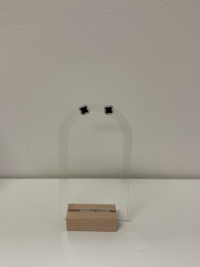 Refined Trebol W/Brilliants Earrings