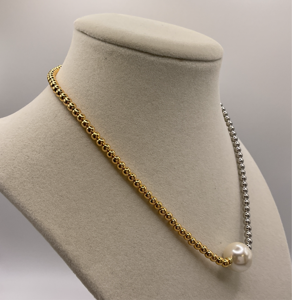 Gold & Silver Mini Beads W/ Big Pearl