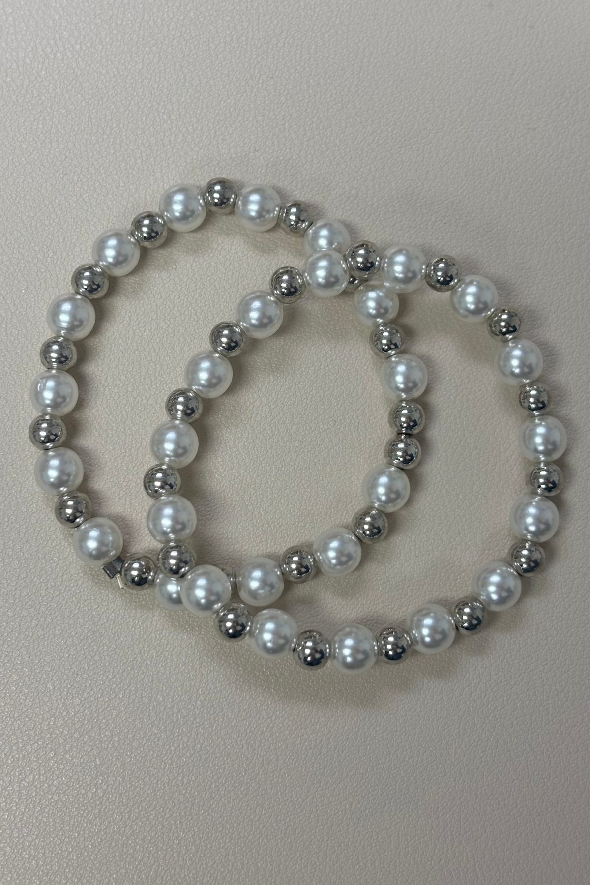 Elastic Silver Beads W/Pearls Bracelet