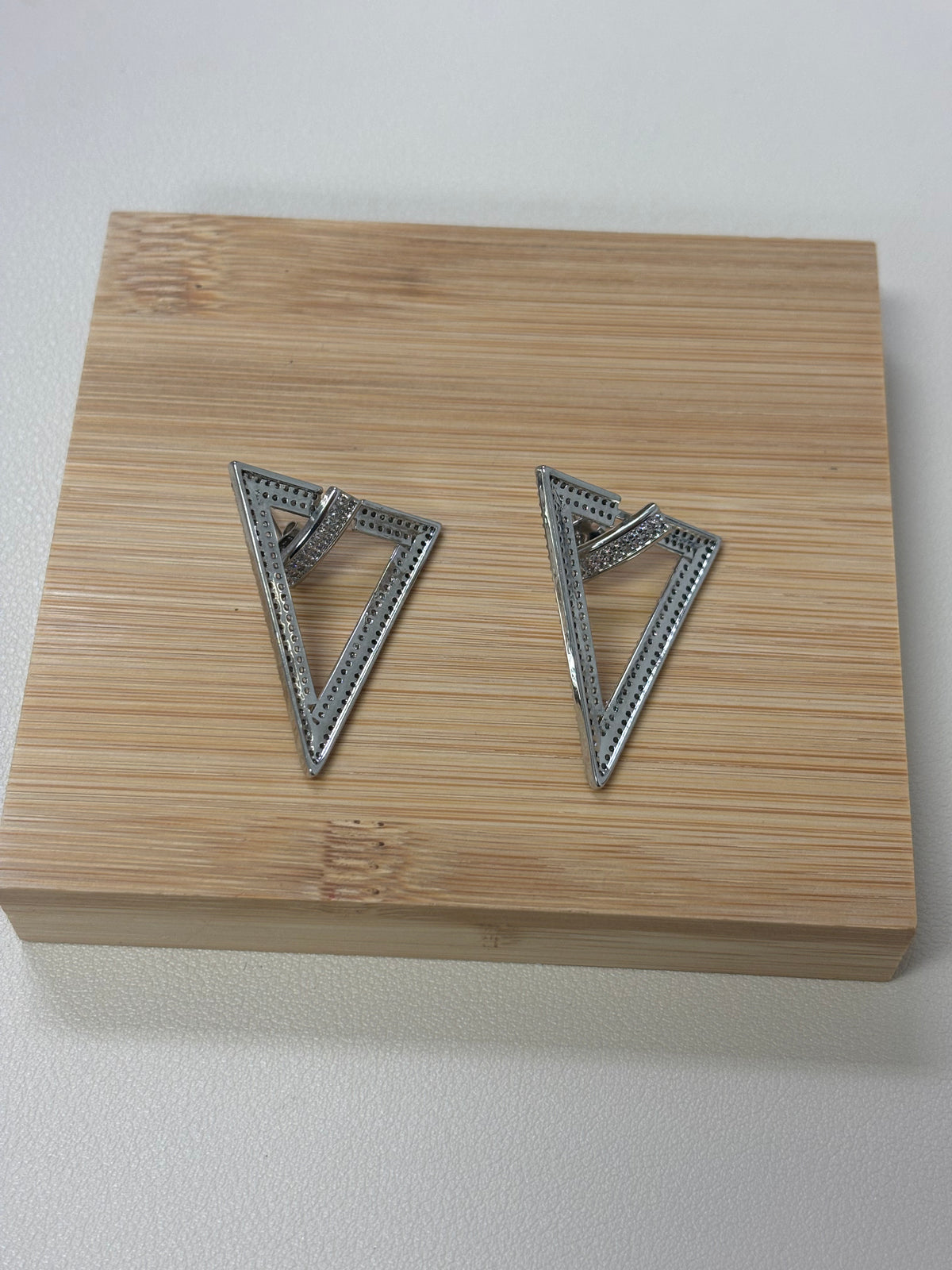 Silver Elegant Triangle W/Brillliants Earrings
