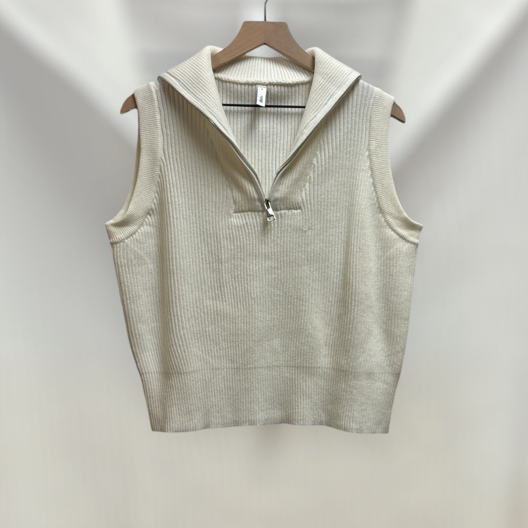 Front Zip Slvless Vest
