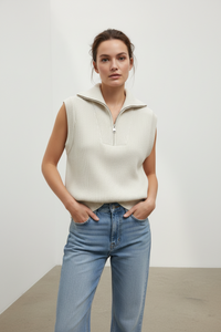 Front Zip Slvless Vest