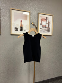 Seamless Crewneck Tank Top