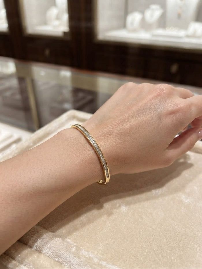 Single Row Crystal Bangle
