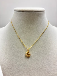 Adjustable Gold Chain W/Small Gold Seashell Necklace