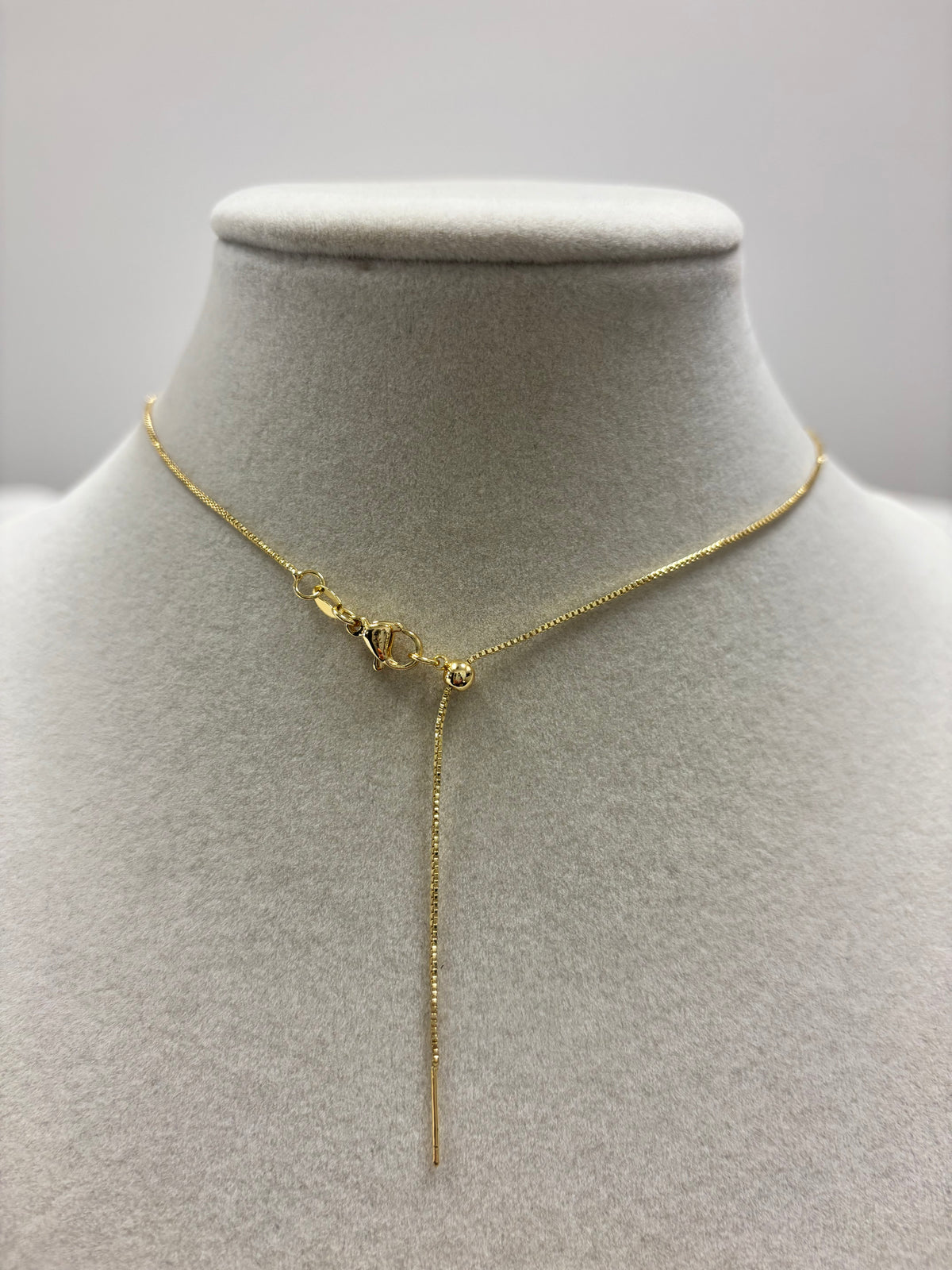 Adjustable Gold Chain W/Small Gold Seashell Necklace