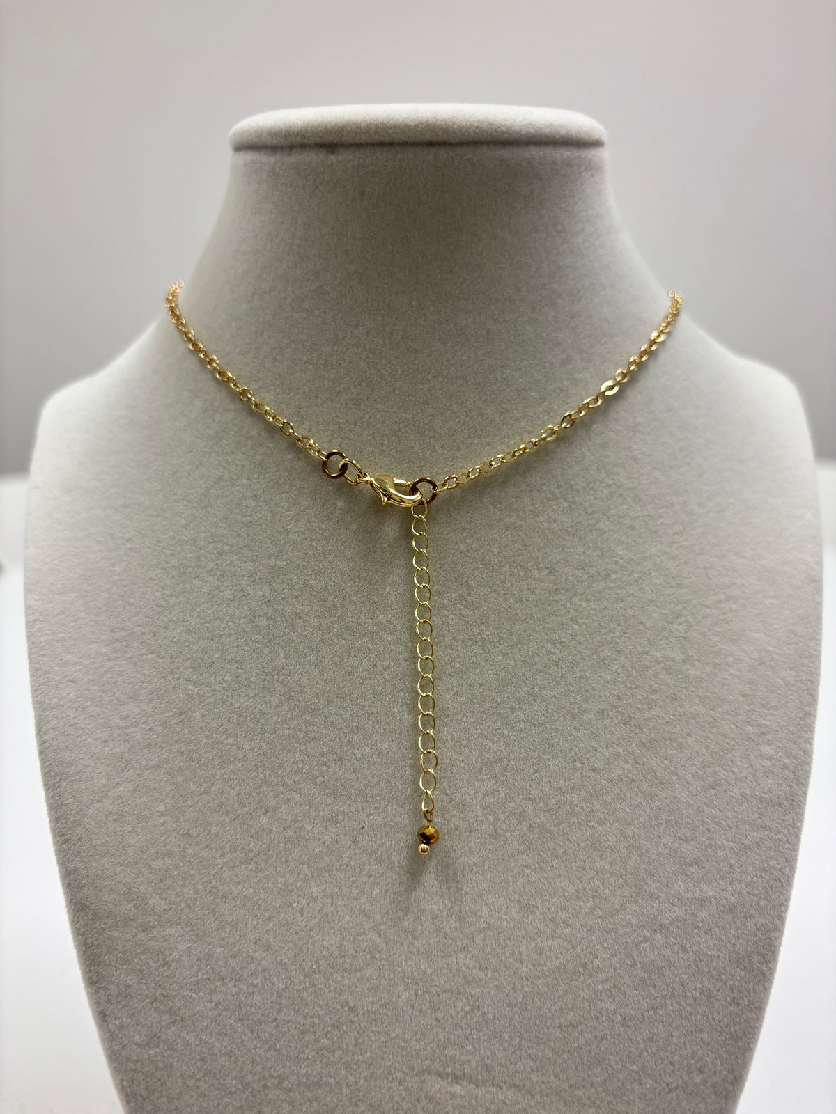 Gold Chain W/Gold Sun Pendant Necklace