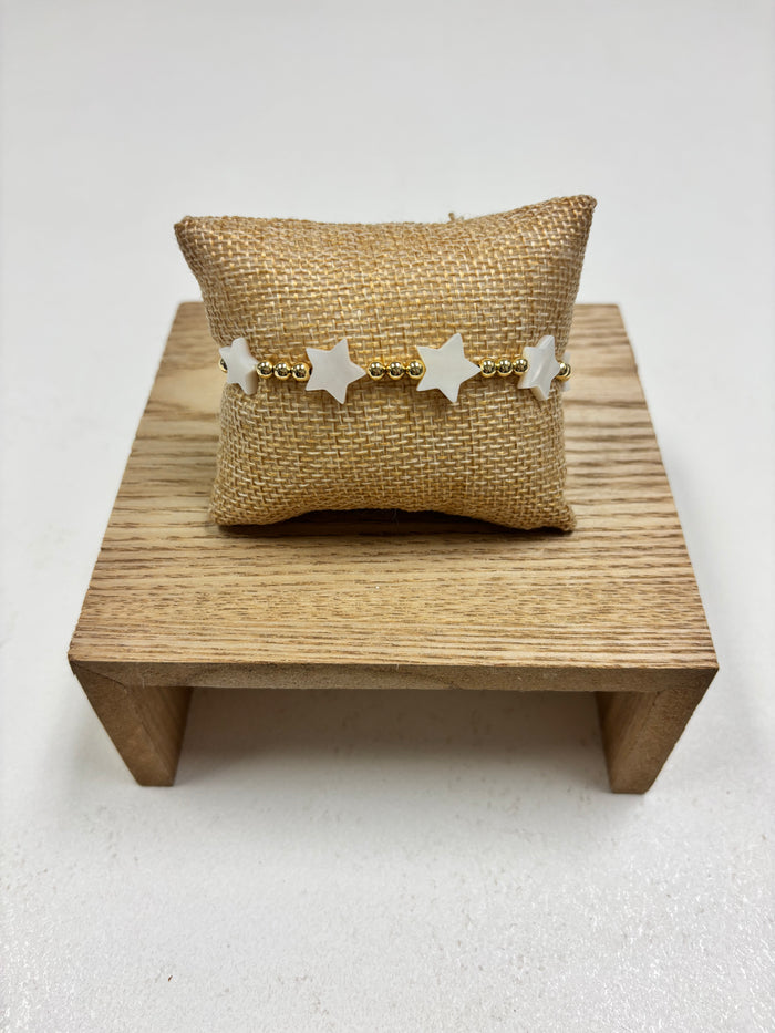 Gold Beads Alternate W/Nacar Stars Bracelet