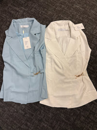 Sleeveless Tailored Blazer W/Side Chain Detail