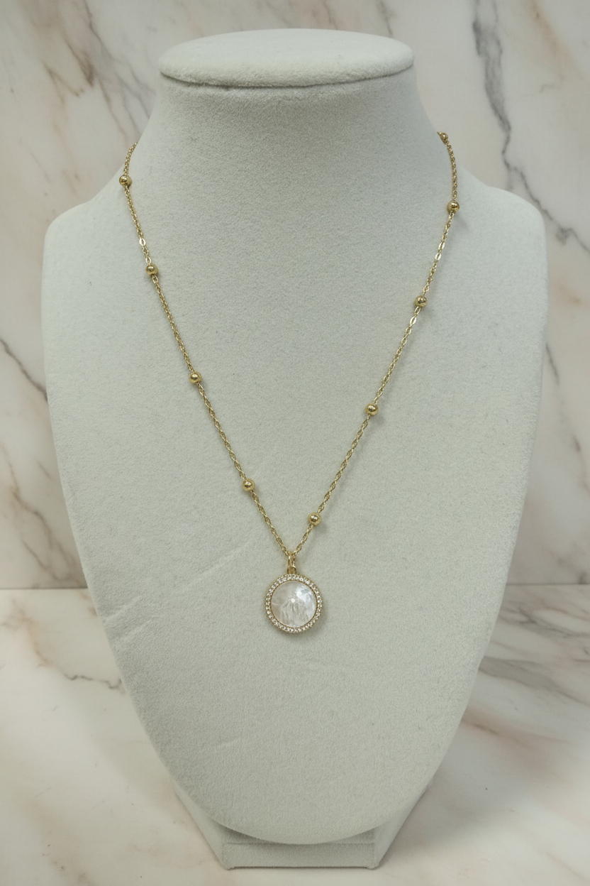 Virgin Mary Medallion NeckLace W/Brilliant Frame