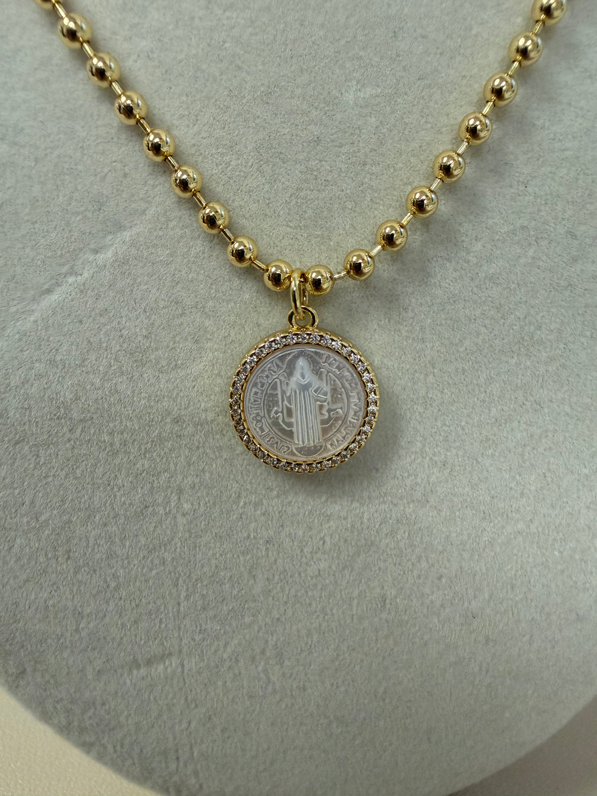 Gold Beaded Necklace W/Pearl-Finish Medallion