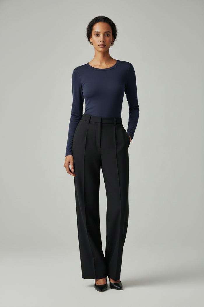Smooth Crewneck Long Sleeve Bodysuit