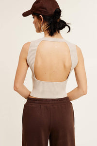 CREW NECK STRETCHY SOLID RIBBED KNIT CROPPED TANK TOP