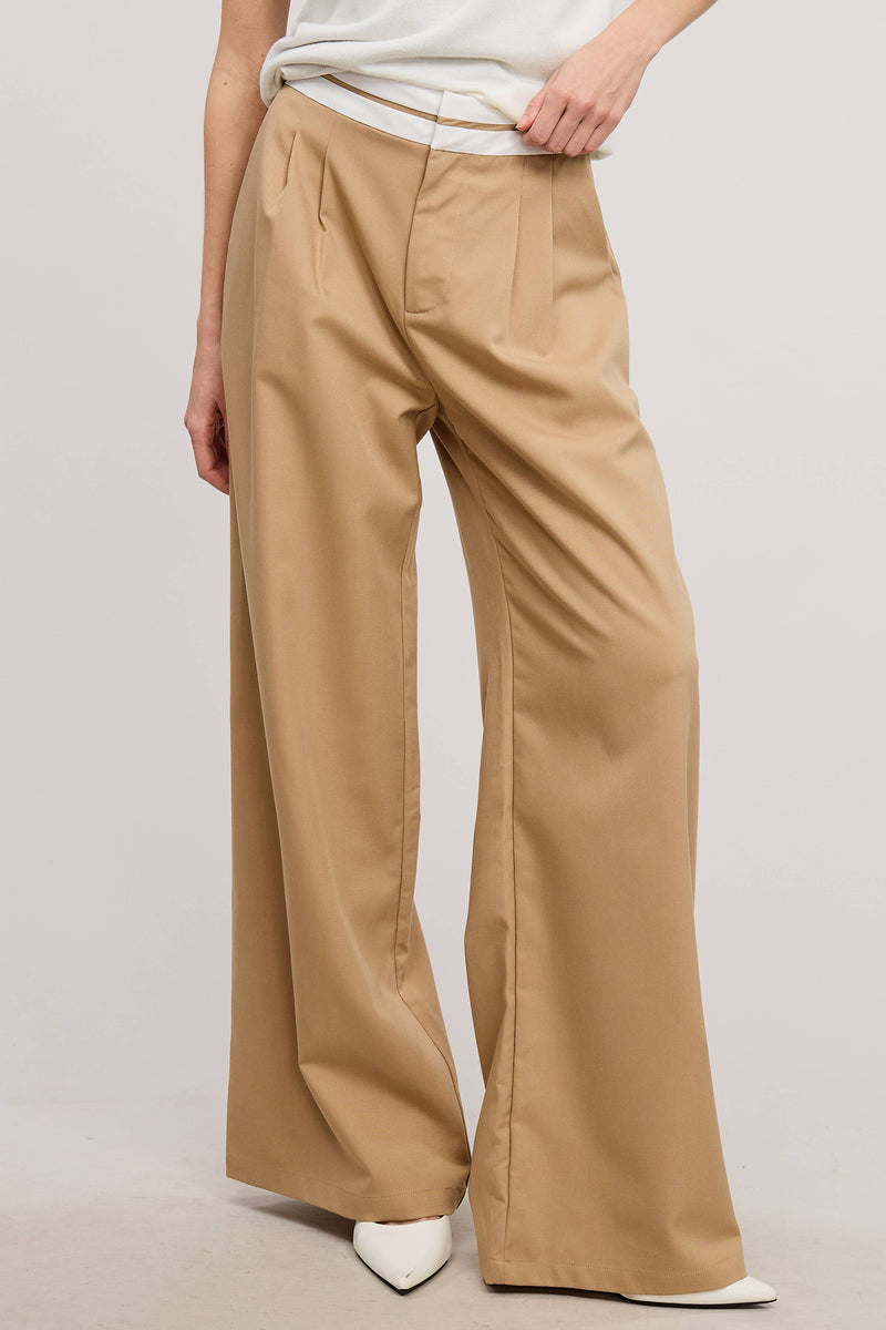 Minimalistic Contrast Waistband Pleated Trouser Pants