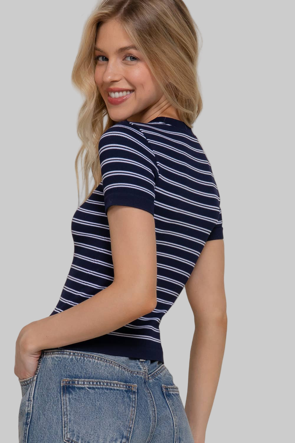 Short Sleeve Crew Neck Striped Seamless Top
