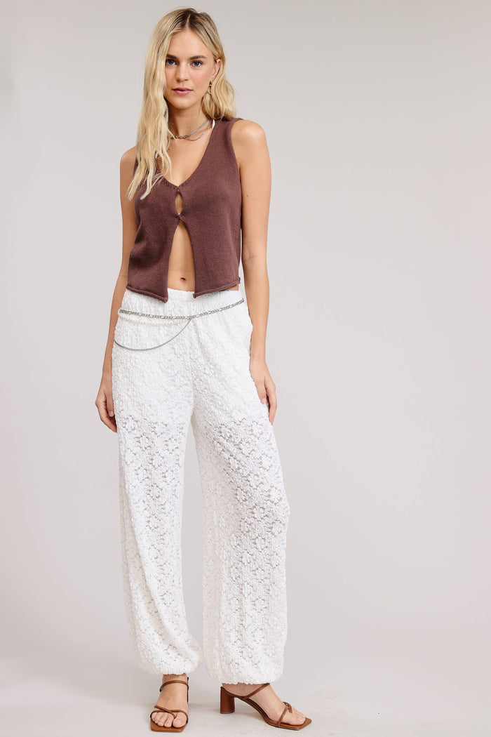 Open-Pack Sleeveless Knit Sweater Vest