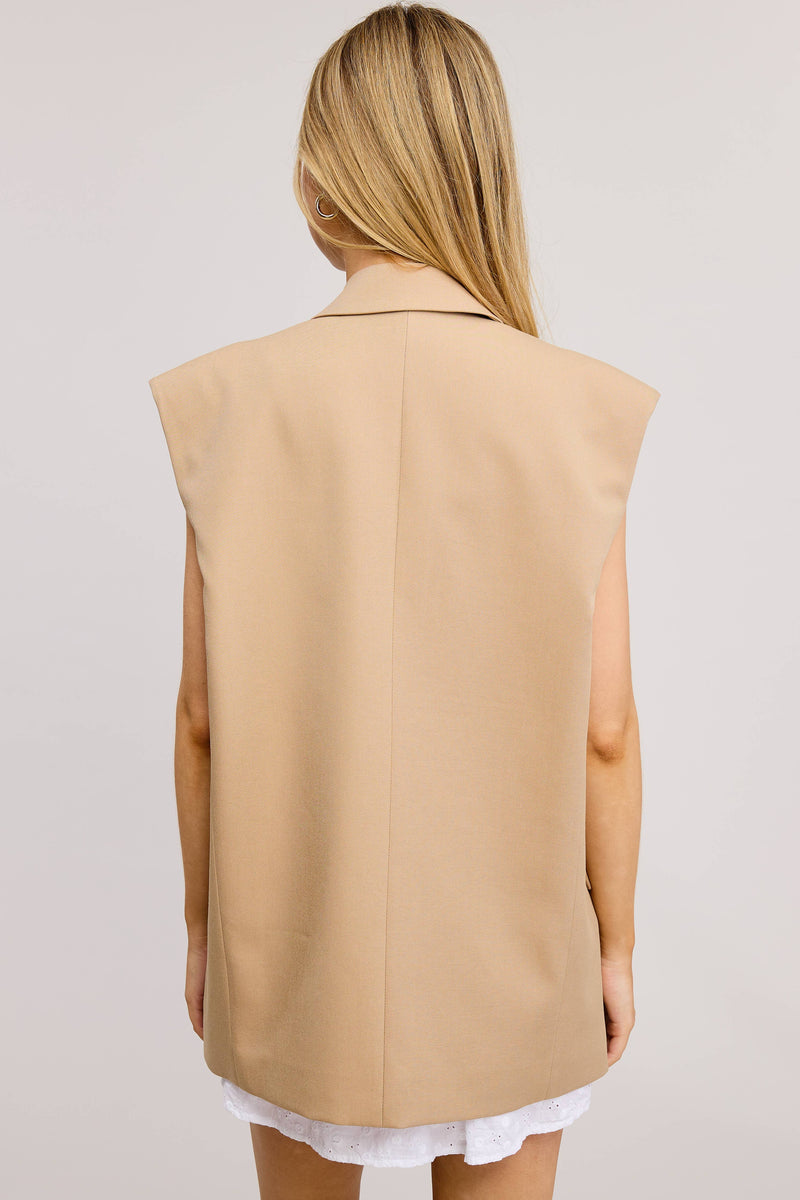 STRUCTURED OVERSIZED BLAZER VEST WITH SHOULDER PADS