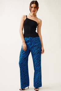 Sleek One-Shoulder Spaghetti Strap Tank Top
